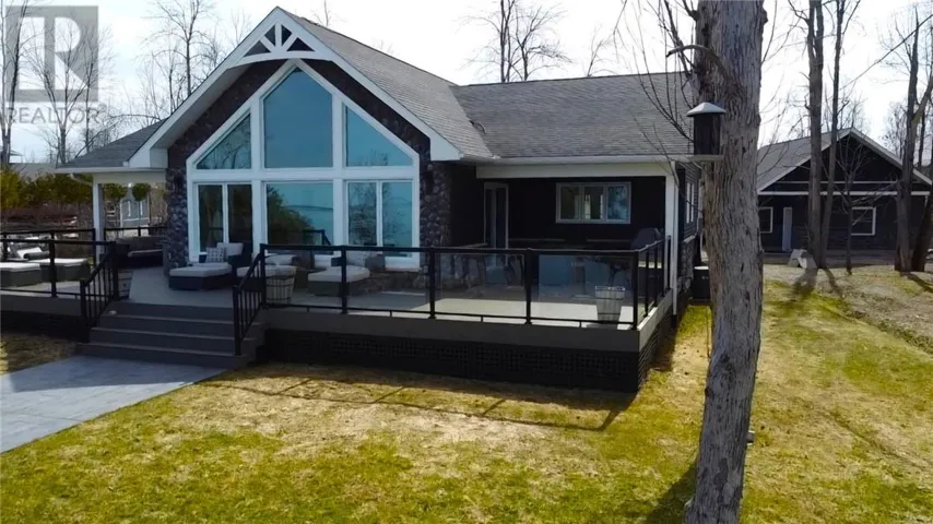 245 Grandor Rd, Kagawong, Ontario P0P1J0
