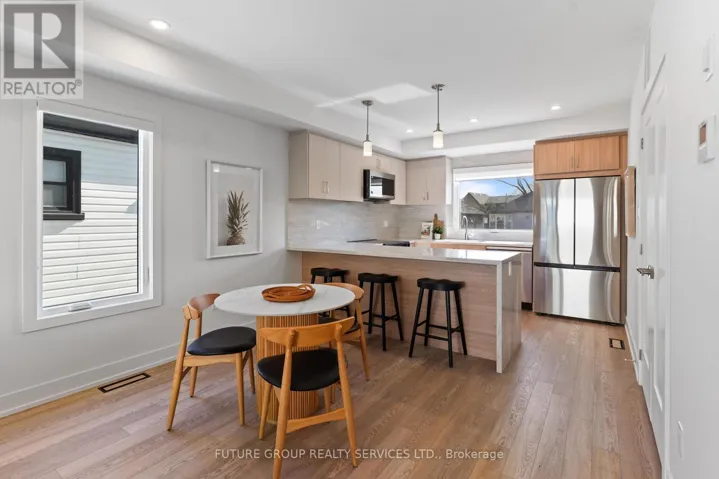 UNIT 1 - 15 ACORN AVENUE, Toronto (Islington-City Centre West), Ontario M9B3P7