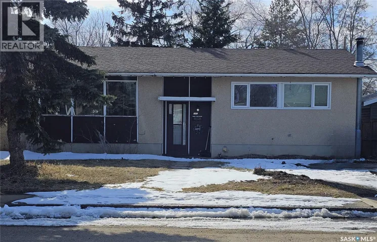 1641 103rd STREET, North Battleford, Saskatchewan S9A1L6