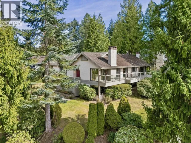 4724 WOODBURN COURT, West Vancouver, British Columbia V7S3B3