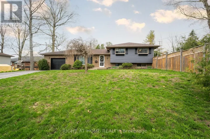 323 LINDAN AVENUE, Selwyn, Ontario K9L1K9