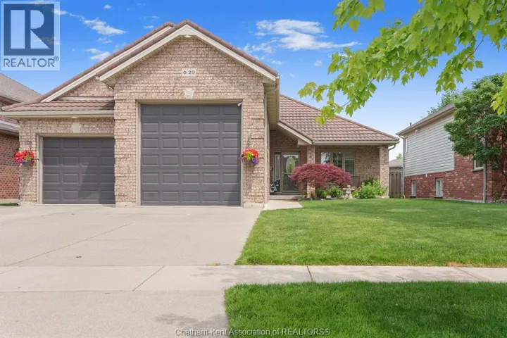 29 MORNING GLORY LANE, Chatham, Ontario N7L5R6