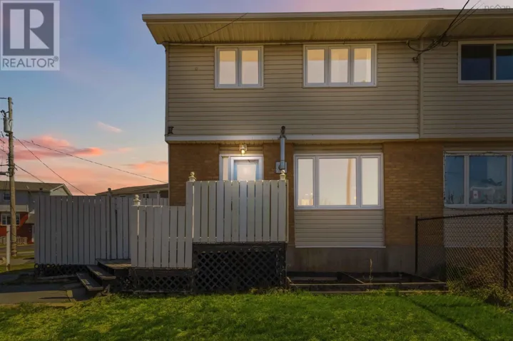 28 Osborne Avenue, Woodside, Nova Scotia B2W1H8