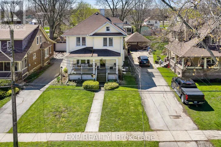 122 ELGIN STREET W, Port Colborne (Sugarloaf), Ontario L3K3K2