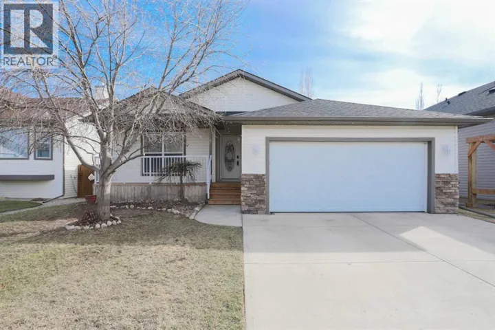 412 Highland Close, Strathmore, Alberta T2A3M9
