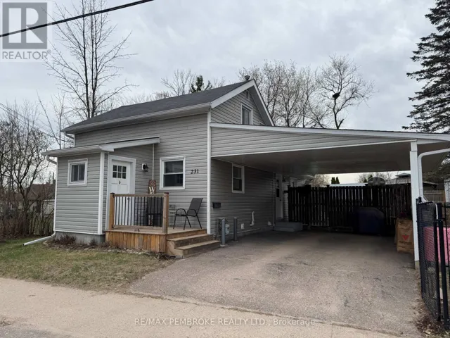 231 DOUGLAS STREET, Pembroke, Ontario K8A5L4