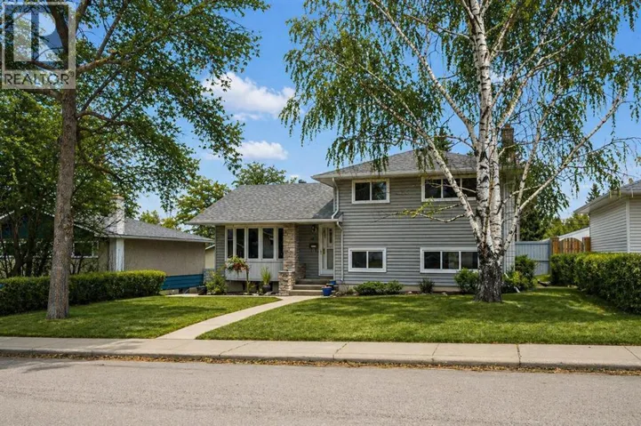 3816 Brighton Drive NW, Calgary, Alberta T2L1G8