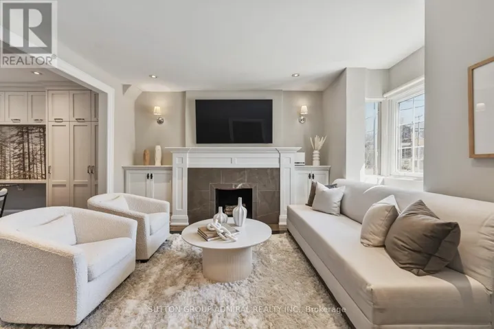 172 MELROSE AVENUE, Toronto (Lawrence Park North), Ontario M5M1Z1