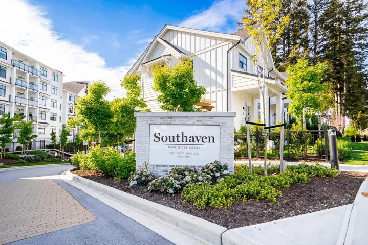 201 3315 148 STREET, Surrey, British Columbia V4P0H5