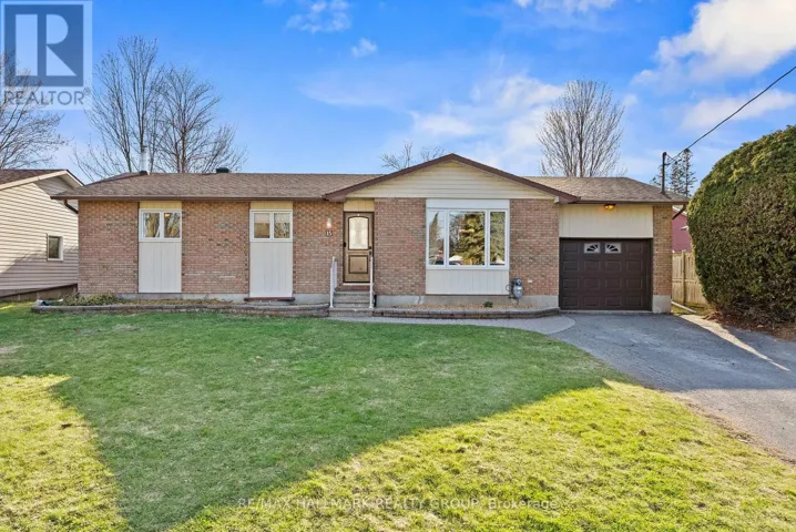 15 ELM AVENUE, Russell, Ontario K4R1B3