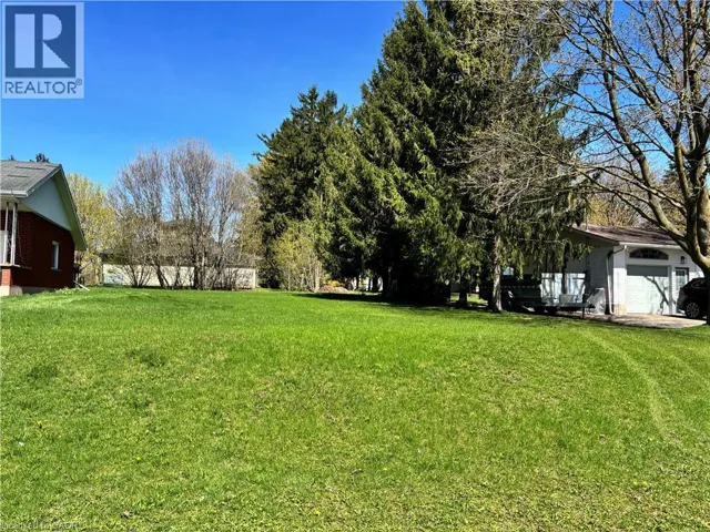 31 CHRISTIAN Street, Baden, Ontario N3A2M7