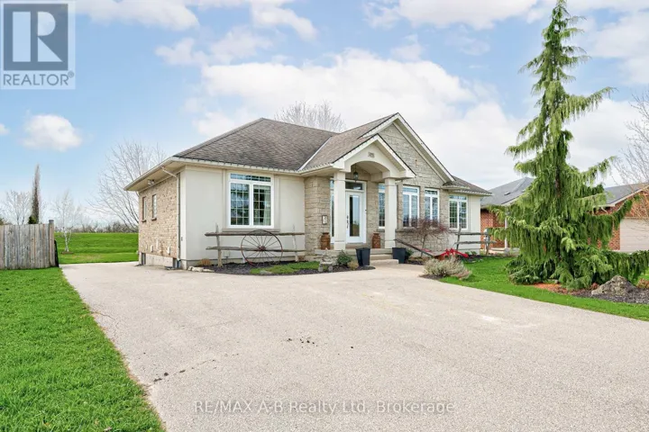 296 GLASS STREET, St. Marys, Ontario N4X1E5