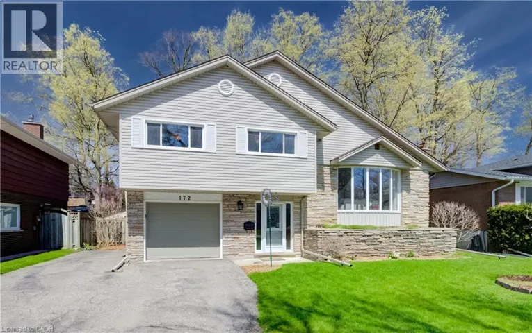 172 RENNIE Drive, Kitchener, Ontario N2A1J6