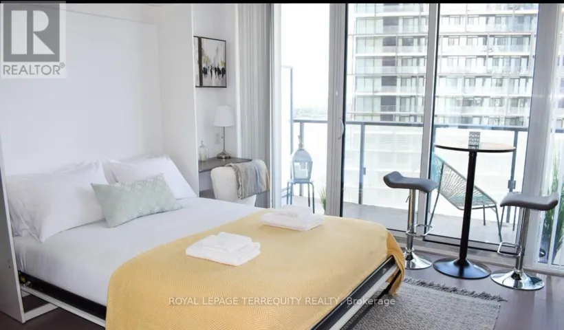 2702 - 101 PETER STREET W, Toronto (Waterfront Communities), Ontario M5V0G6