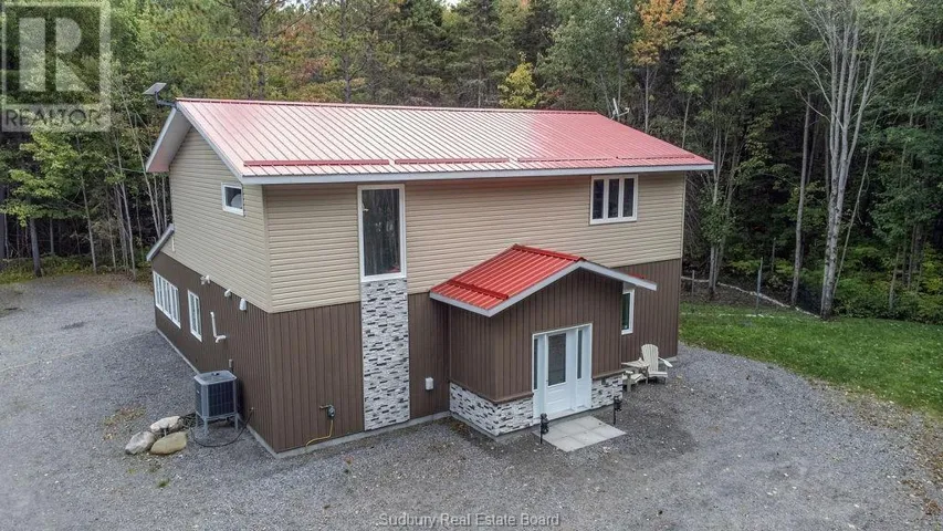 264 Lakeview Drive, Alban, Ontario P0M1A0