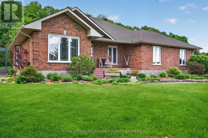 3920 MIDDLE WOODLAND DRIVE, Frontenac (Frontenac South), Ontario K0H1X0