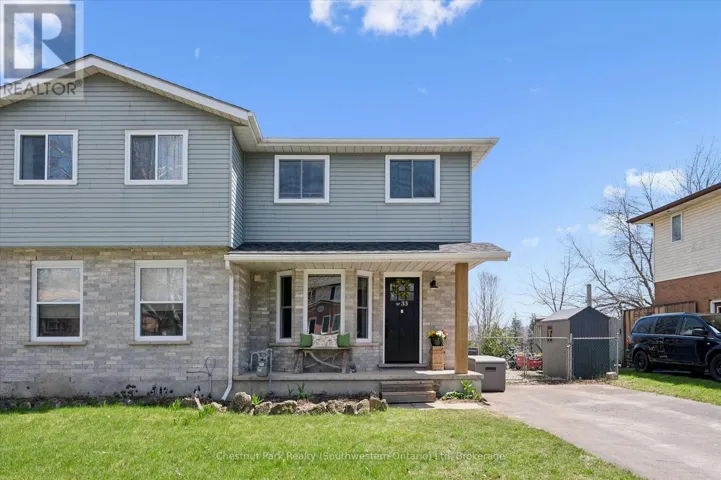 33 WILSON CRESCENT, Centre Wellington (Elora/Salem), Ontario N0B1S0