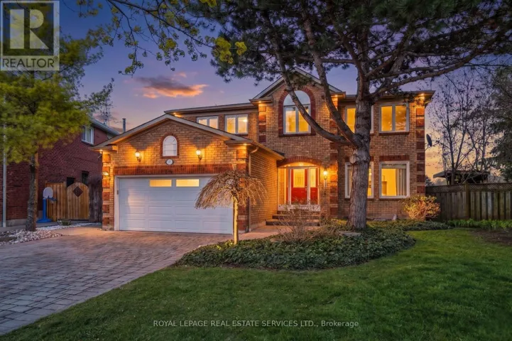 4330 SPINNINGDALE COURT, Mississauga (East Credit), Ontario L5M3J8