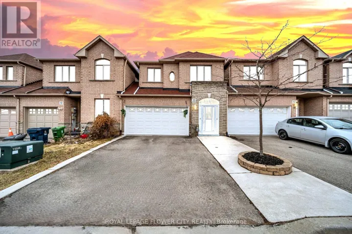 15D VIEW GREEN CRESCENT, Toronto (West Humber-Clairville), Ontario M9W7E1