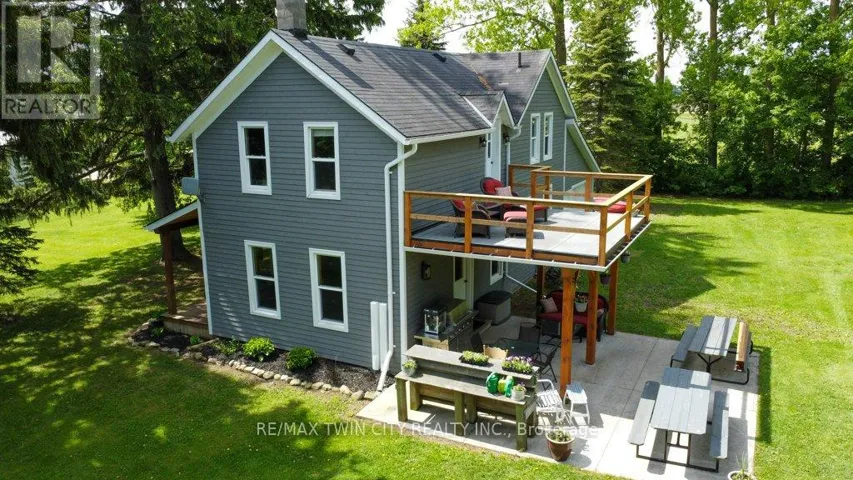 86561 LONDON ROAD, North Huron (East Wawanosh), Ontario N0G2W0