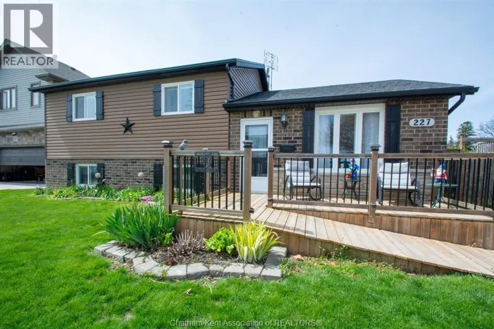 227 Bristol DRIVE, Chatham, Ontario N7M6K9