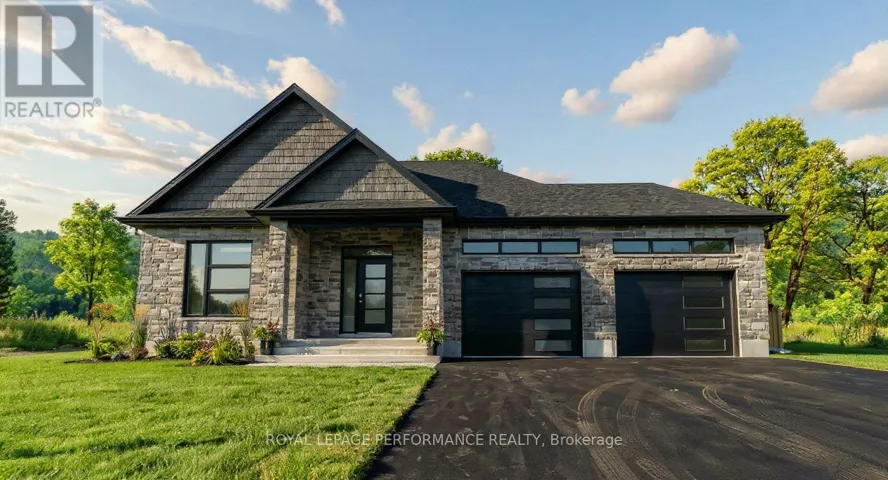 86 MILLE ROCHES ROAD, South Stormont, Ontario K0C1P0
