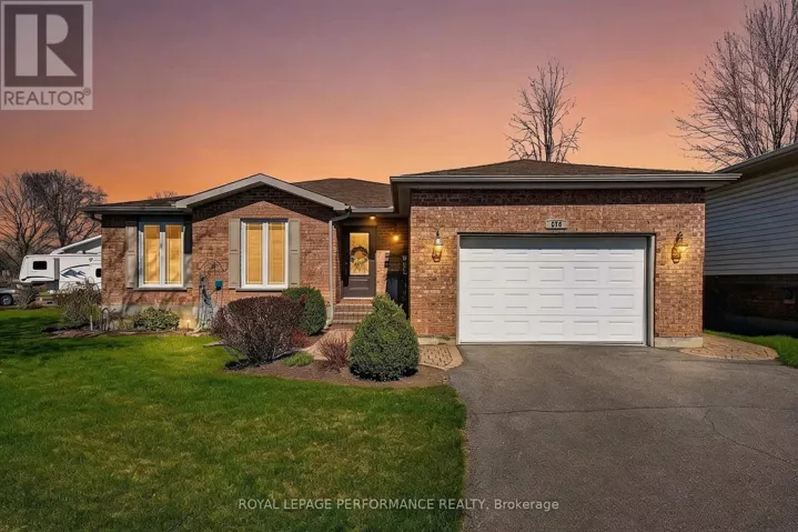 674 HAMILTON CRESCENT, Cornwall, Ontario K6H7B5