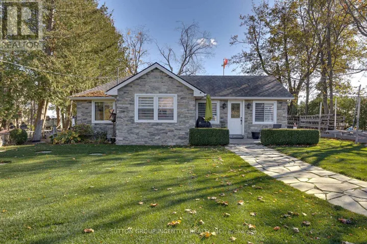 131 MINNETONKA ROAD, Innisfil, Ontario L9S2V8