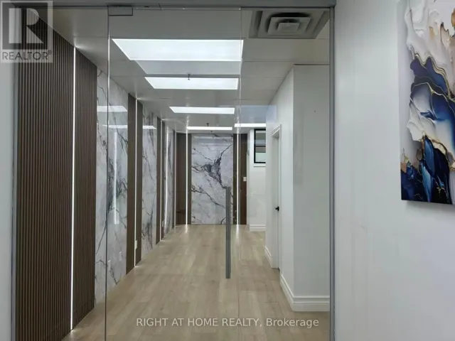 32 - 145 ROYAL CREST COURT E, Markham (Milliken Mills West), Ontario L3R9Z4