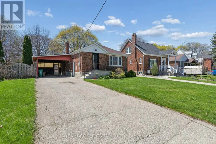 209 BEDFORD ROAD, Kitchener, Ontario N2G3A5