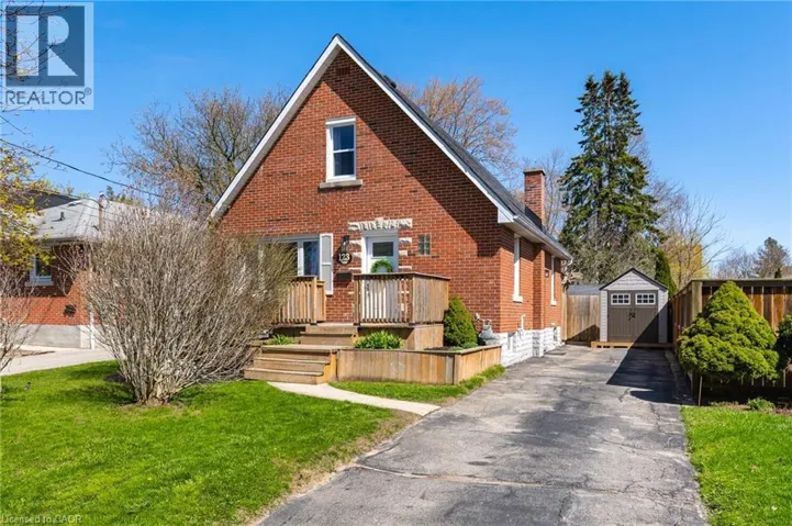 123 FIFTH Avenue, Kitchener, Ontario N2C1P5