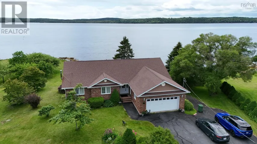 228 Ostrea Lake Road, Ostrea Lake, Nova Scotia B0J2L0