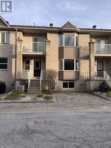 9 - 490 VETERANS DRIVE, Barrie (Holly), Ontario L4N9N4