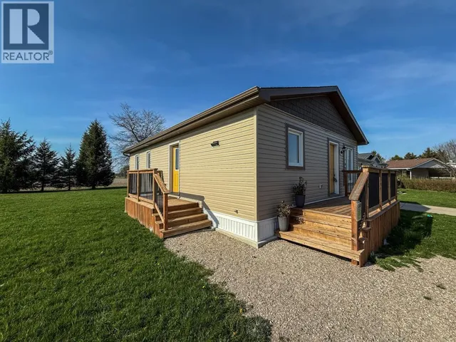 2761 OIL HERITAGE ROAD Unit# 25, Oil Springs, Ontario N0N1P0