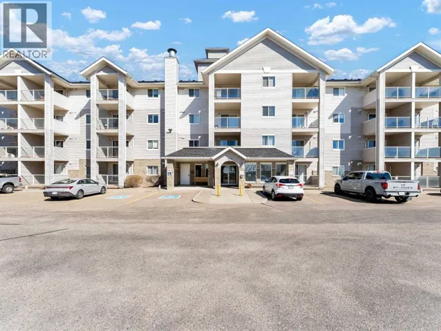 111, 1632 saamis Drive NW, Medicine Hat, Alberta T1C4X3