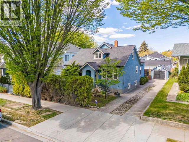 756 Stockwell Avenue, Kelowna, British Columbia V1Y6V9