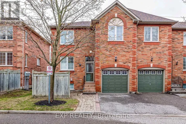 45 SANDLEWOOD COURT, Aurora (Bayview Wellington), Ontario L4G7N2