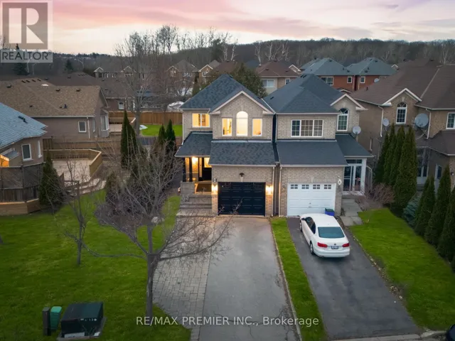 4 HACIENDA DRIVE, Richmond Hill (Oak Ridges Lake Wilcox), Ontario L4E3X1