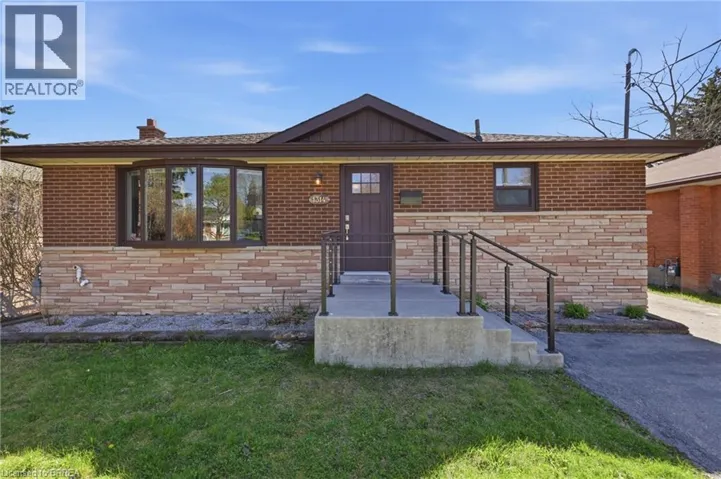 1314 FISHER Avenue, Burlington, Ontario L7P2L6