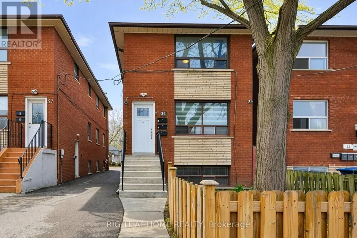 35 FIFTEENTH STREET, Toronto (New Toronto), Ontario M8V3J3
