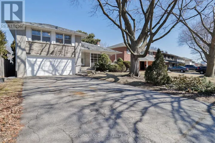 32 HUNTING RIDGE, Toronto (Willowridge-Martingrove-Richview), Ontario M9R1B5