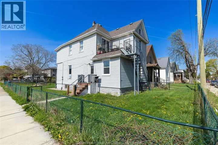 1104 CATARAQUI, Windsor, Ontario N9A3R1