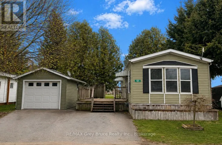 121 SUSSEX SQUARE, Georgian Bluffs, Ontario N4K5N5