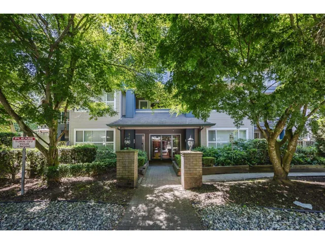 202 8115 121A STREET, Surrey, British Columbia V3W1J2