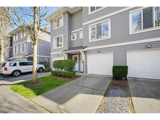 73 15155 62A AVENUE, Surrey, British Columbia V3S8A6