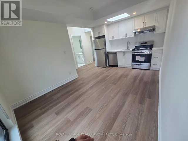 LANEWAYHSE 2NDFLR - 556 SPADINA CRESCENT, Toronto (University), Ontario M5S2J9