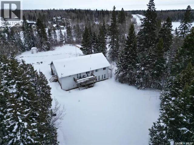 Emma Lake Acreage, Paddockwood Rm No. 520, Saskatchewan S0J0N0