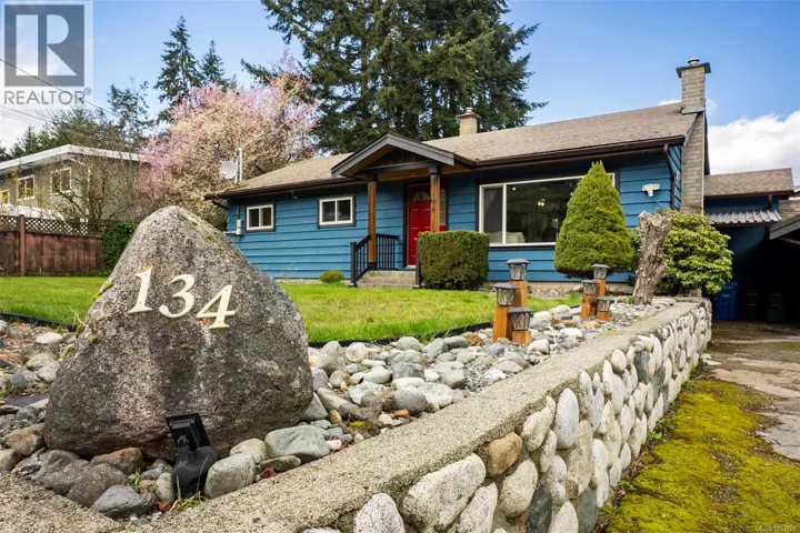 134 Roberta Rd W, Nanaimo, British Columbia V9X1A2