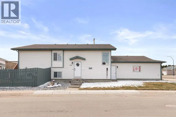 277 Stratton Way SE, Medicine Hat, Alberta T1B4J2