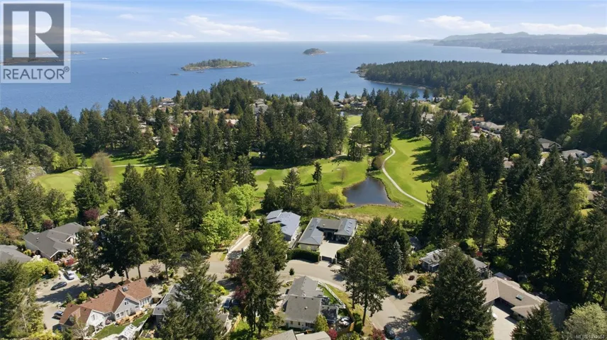 2420 Evanshire Cres, Nanoose Bay, British Columbia V9P9G7